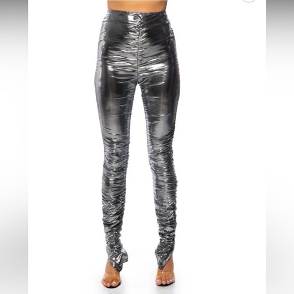 COPY - Cosmos Metallic Ruched Legging in Black NWT - Picture 5 of 8